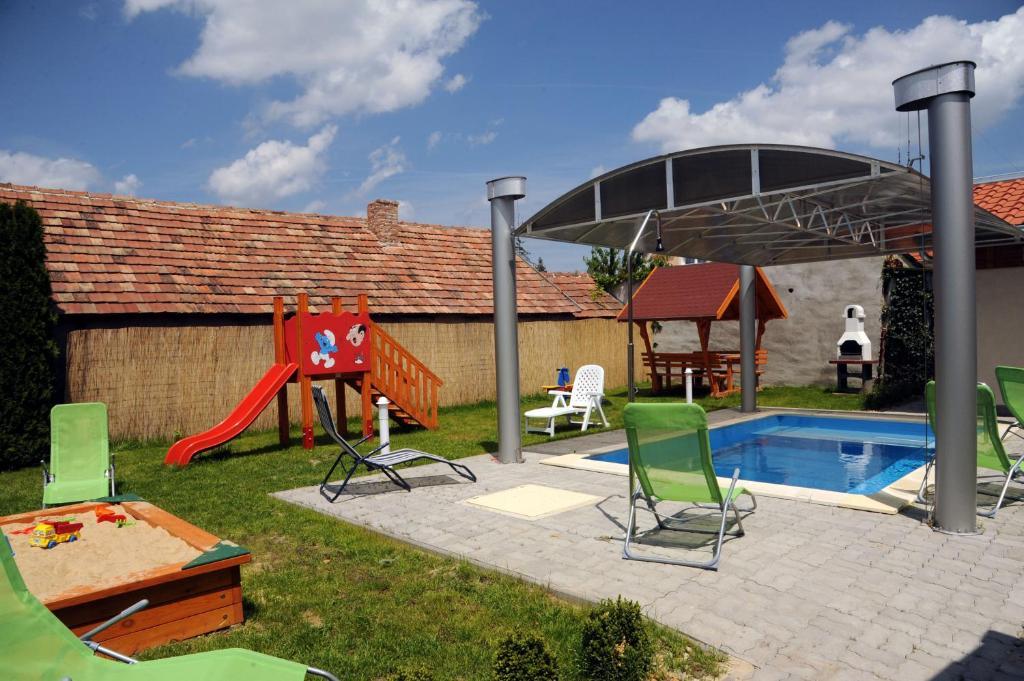 Arany Szolo Wellness Apartmanhaz Heviz Ruang foto