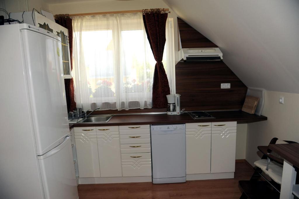 Arany Szolo Wellness Apartmanhaz Heviz Ruang foto